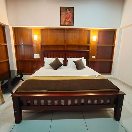 Breeze Backwater Homes Kochi Luaran gambar
