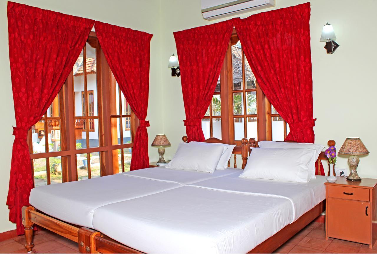 Breeze Backwater Homes Kochi Bilik gambar